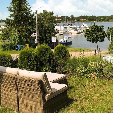 Appartement 2 Bedroom Beautiful In *